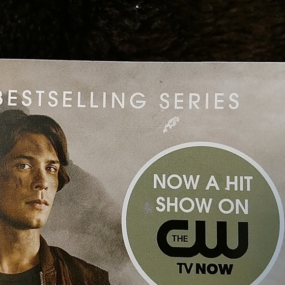 New paperback The 100 Rebellion book - Picture 4 of 5